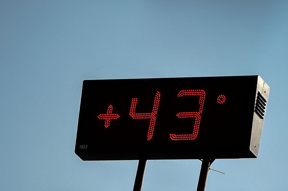Temperaturas acima dos 40ºC deverão ser vistas com alguma frequência no Brasil durante a semana — Foto: Nicolò Campo/LightRocket/Getty Images
