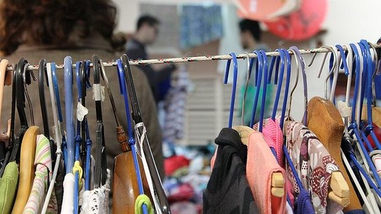 Mercado de roupas usadas deverá atingir R$ 1,7 trilhão em 2028
