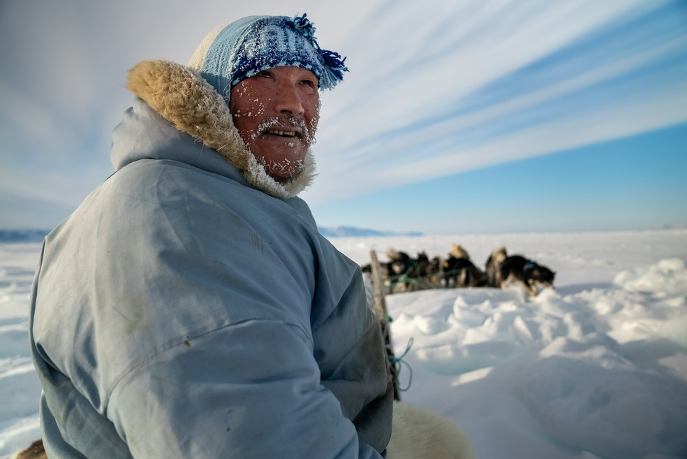 Caçador Inuit — Foto: Globo/ Henrique Picarelli