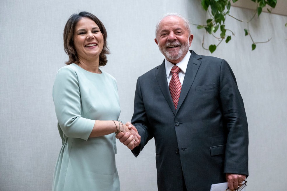 Annalena Baerbock, ministra das Relações Exteriores da Alemanha, se encontra com Lula para conversações bilaterais na Cúpula do Clima da ONU COP27 — Foto: Getty Images