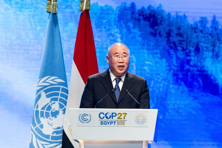 O enviado especial do clima da China, Xie Zhenhua, faz sua declaração nacional na COP27