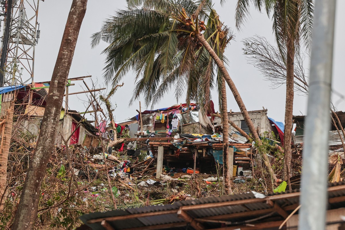 Chega A 400 Número De Mortos Nas Filipinas Devido Ao Tufão Mais Forte Do Ano Clima Um Só Planeta 