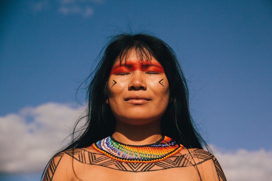 Marketplace de artes indígenas desenvolve empreendedorismo feminino e ajuda a preservar 3 milhões de hectares