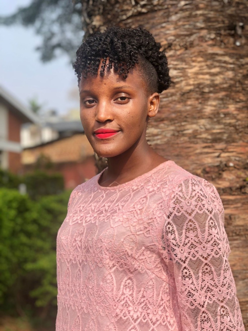 Vanessa Nakate é fundadora da plataforma Rise Up Movement, um movimento que busca dar voz a ativistas climáticos africanos.  — Foto: Acervo Pessoal