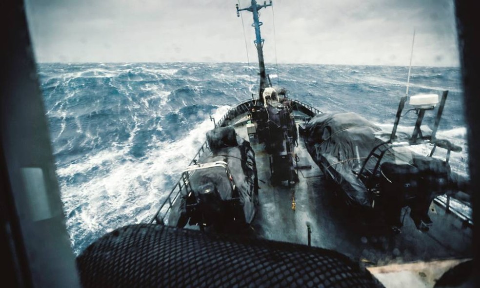 Navio Bob Barker, da ONG Sea Shepherd: perseguição de 110 dias ao Thunder, o navio pesqueiro mais procurado pela Interpol. — Foto: Divulgação