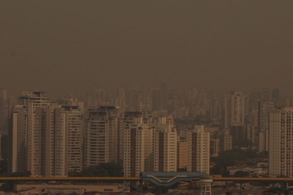 Cidade de São Paulo com pior qualidade do ar. — Foto: Fabio Vieira/FotoRua/NurPhoto via Getty Images)