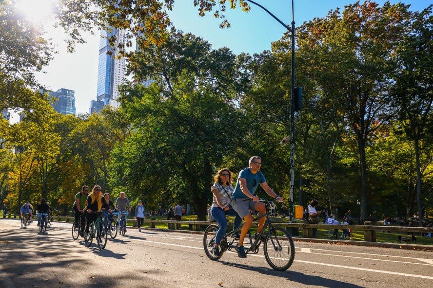 Ciclistas no Central Park, em Nova York.