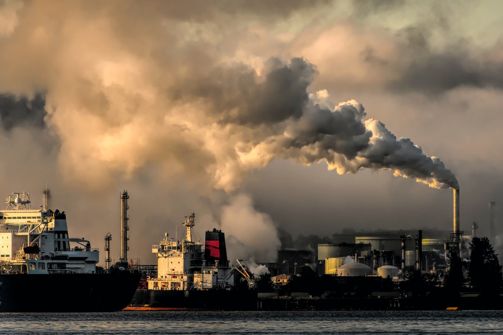 Setores pesados da indústria apostam em novas fontes de energia para cortar emissões. — Foto: Chris LeBoutillier / Pexels