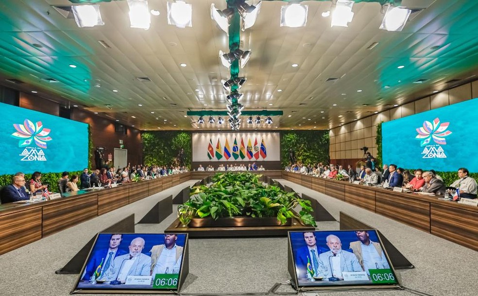 Representantes da Pan-Amazônia e países convidados para Cúpula da Amazônia em plenária no segundo dia de evento — Foto: Divulgação / Secom Presidência