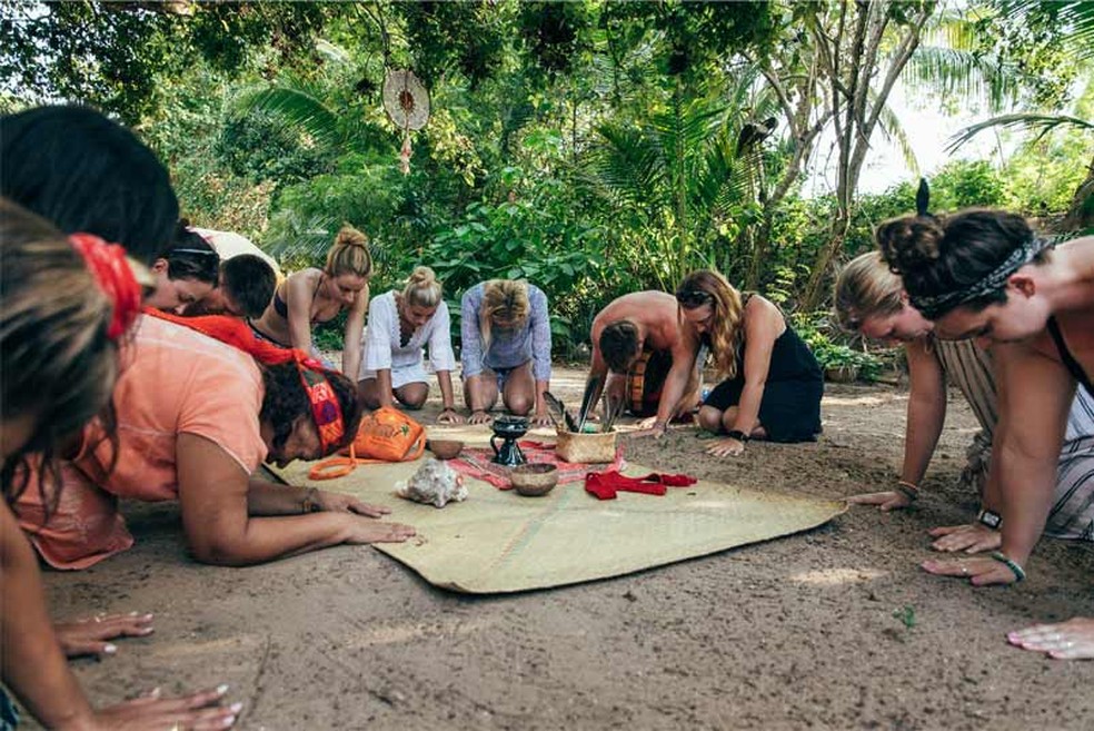 Atividades de reconexão com a natureza no Viva la Playa. — Foto: Divulgação