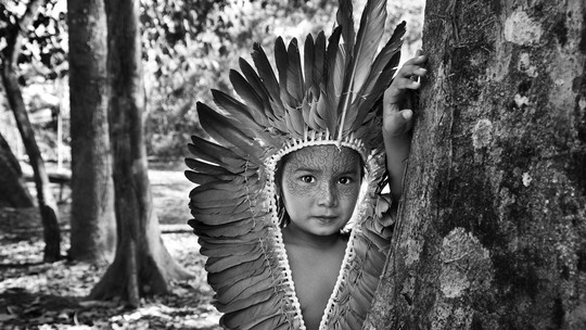 Com patrocínio da Natura, exposição de Sebastião Salgado mostra Amazônia conservada e valoriza povos indígenas 