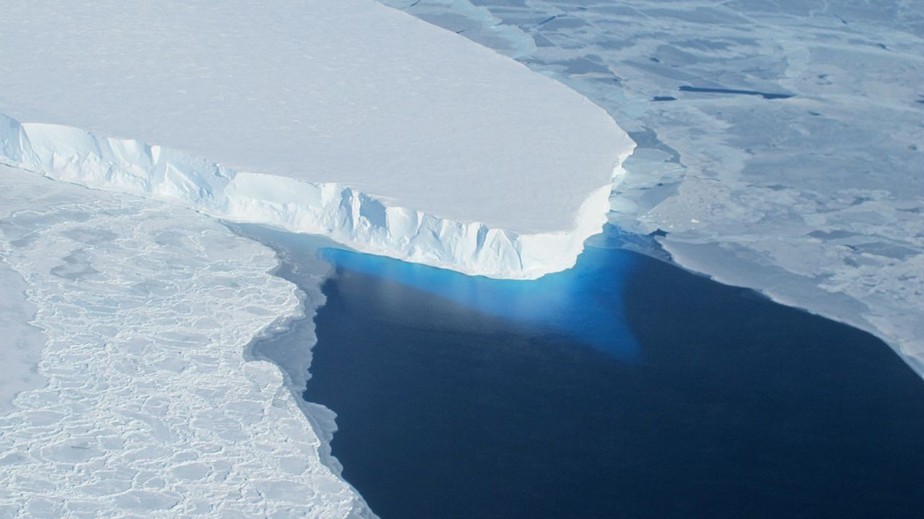 Calor no interior da Terra ajuda a derreter “Geleira do Juízo Final' na Antártica