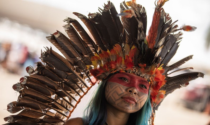 A 1ª Marcha das Mulheres Indígenas ocorreu em 2019, com o tema “Território: nosso corpo, nosso espírito”. A segunda edição foi em 2021 e teve como tema “Mulheres originárias: Reflorestando mentes para a cura da Terra”