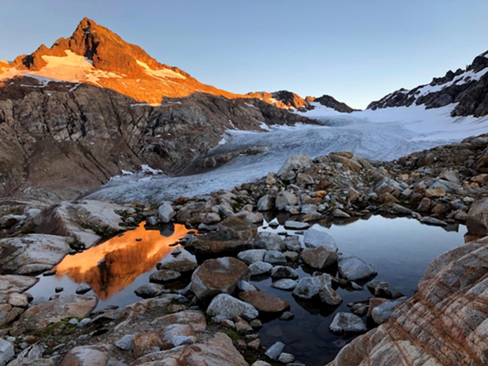 Glaciar South Cascade, localizado na Cordilheira das Cascatas, em Washington (EUA). — Foto: U.S. Geological Survey