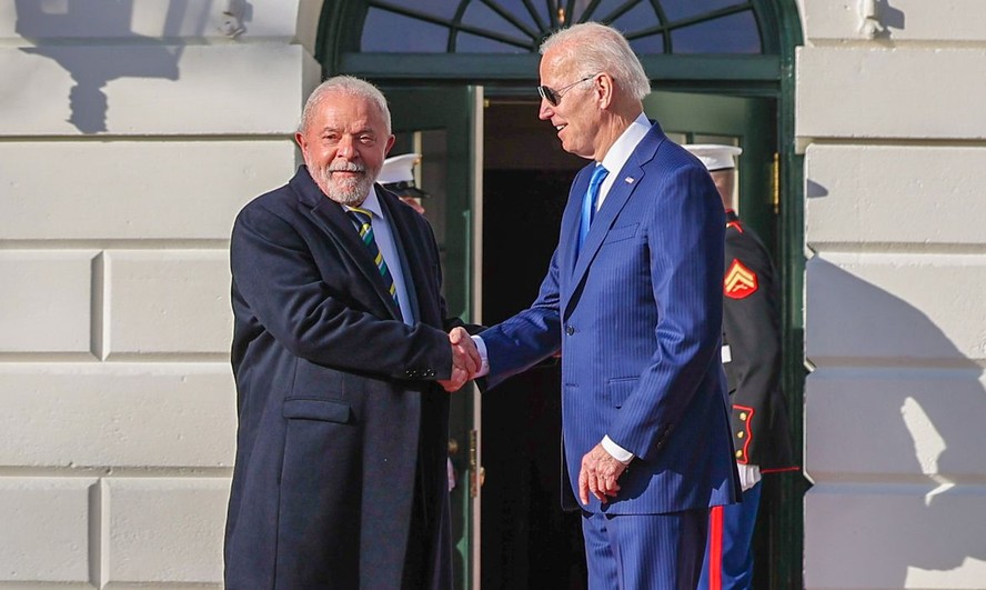 O presidente dos Estados Unidos, Joe Biden, e o presidente Luiz Inácio Lula da Silva