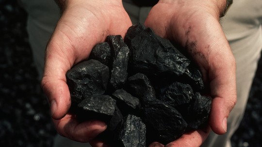 Braço do setor privado do Banco Mundial vai parar de apoiar novos projetos de carvão