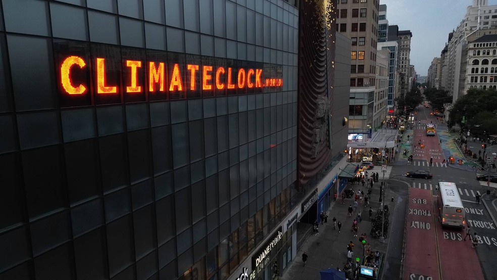 Primeiro relógio do clima foi instalado na Union Square, em Nova York, nos EUA — Foto: Divulgação